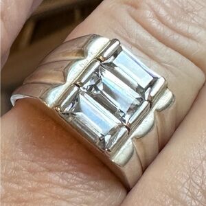Elegant Silver Women's Ring